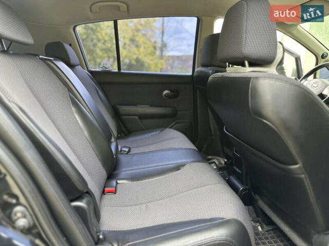 Чорний Ніссан Тііда, об'ємом двигуна 1.6 л та пробігом 179 тис. км за 5500 $, фото 9 на Automoto.ua