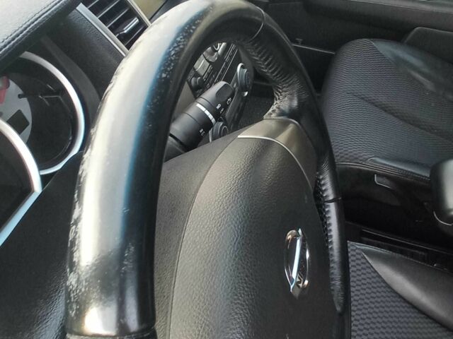 Черный Ниссан Тиида, объемом двигателя 1.5 л и пробегом 120 тыс. км за 6000 $, фото 5 на Automoto.ua