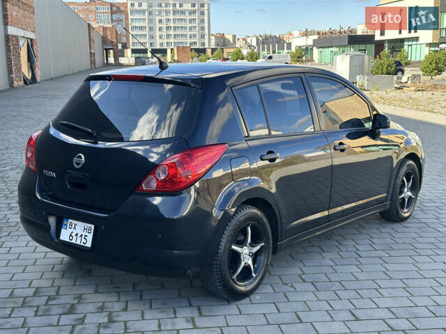 Черный Ниссан Тиида, объемом двигателя 1.6 л и пробегом 169 тыс. км за 6200 $, фото 5 на Automoto.ua