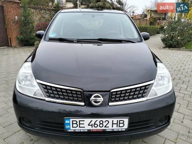 Черный Ниссан Тиида, объемом двигателя 1.6 л и пробегом 114 тыс. км за 6900 $, фото 36 на Automoto.ua