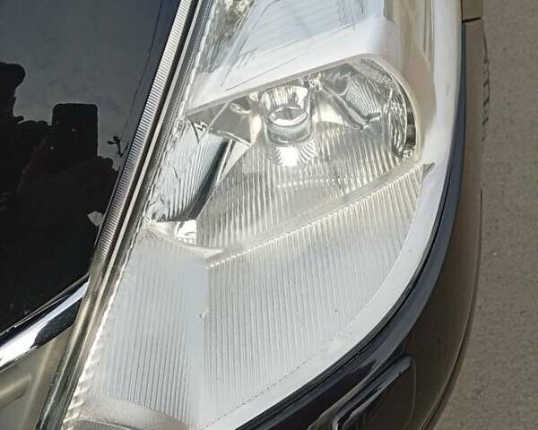 Черный Ниссан Тиида, объемом двигателя 1.6 л и пробегом 240 тыс. км за 7900 $, фото 22 на Automoto.ua