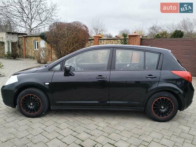 Черный Ниссан Тиида, объемом двигателя 1.6 л и пробегом 114 тыс. км за 6900 $, фото 44 на Automoto.ua