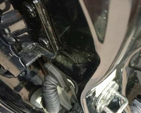 Черный Ниссан Тиида, объемом двигателя 1.6 л и пробегом 240 тыс. км за 7900 $, фото 18 на Automoto.ua