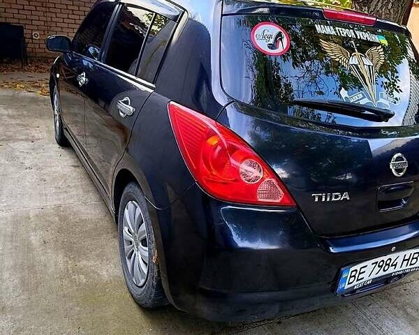 Чорний Ніссан Тііда, об'ємом двигуна 1.6 л та пробігом 203 тис. км за 5300 $, фото 3 на Automoto.ua