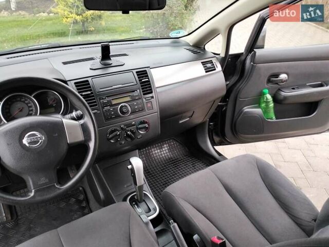 Чорний Ніссан Тііда, об'ємом двигуна 1.6 л та пробігом 114 тис. км за 6729 $, фото 3 на Automoto.ua