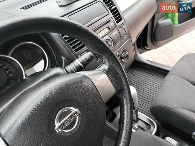 Чорний Ніссан Тііда, об'ємом двигуна 1.6 л та пробігом 114 тис. км за 6729 $, фото 4 на Automoto.ua