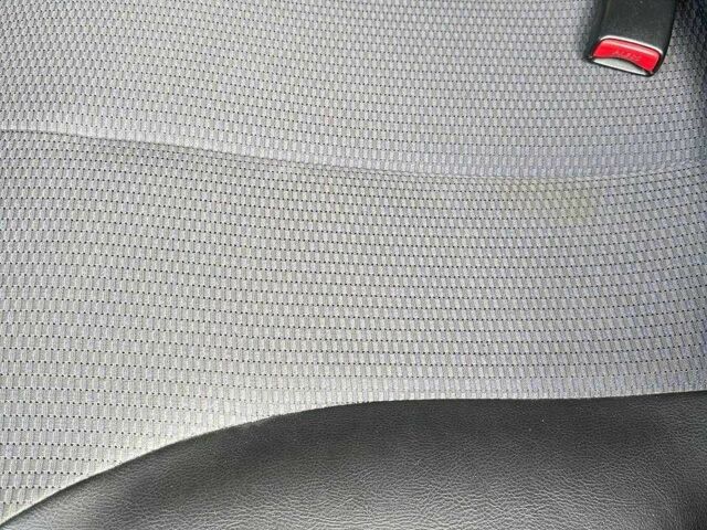 Черный Ниссан Тиида, объемом двигателя 1.6 л и пробегом 117 тыс. км за 7400 $, фото 13 на Automoto.ua