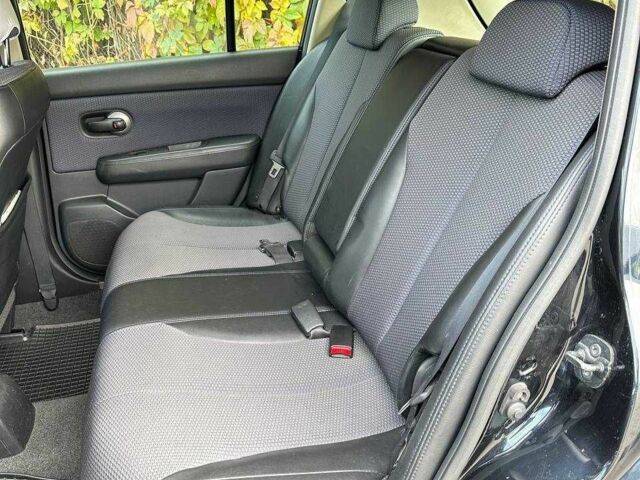 Черный Ниссан Тиида, объемом двигателя 1.6 л и пробегом 117 тыс. км за 7400 $, фото 16 на Automoto.ua