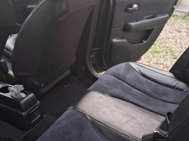 Черный Ниссан Тиида, объемом двигателя 0 л и пробегом 110 тыс. км за 7200 $, фото 5 на Automoto.ua