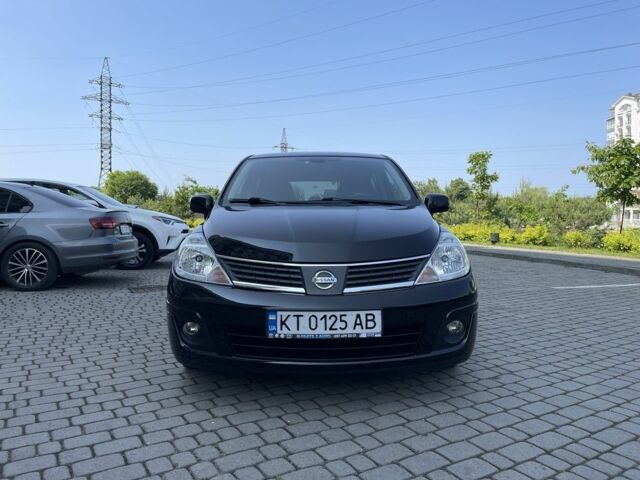 Черный Ниссан Тиида, объемом двигателя 1.8 л и пробегом 140 тыс. км за 6300 $, фото 3 на Automoto.ua