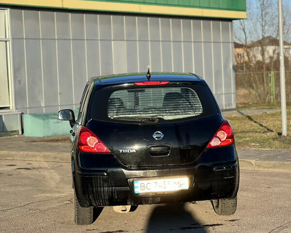 Чорний Ніссан Тііда, об'ємом двигуна 1.6 л та пробігом 132 тис. км за 6300 $, фото 5 на Automoto.ua