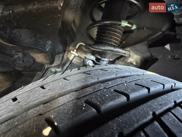 Черный Ниссан Тиида, объемом двигателя 1.5 л и пробегом 30 тыс. км за 7800 $, фото 26 на Automoto.ua