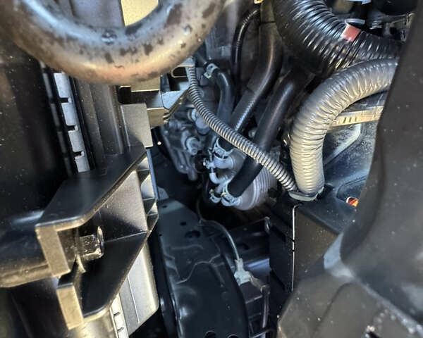 Черный Ниссан Тиида, объемом двигателя 1.5 л и пробегом 30 тыс. км за 7800 $, фото 23 на Automoto.ua