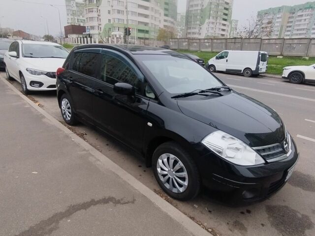 Черный Ниссан Тиида, объемом двигателя 1.5 л и пробегом 51 тыс. км за 7300 $, фото 8 на Automoto.ua