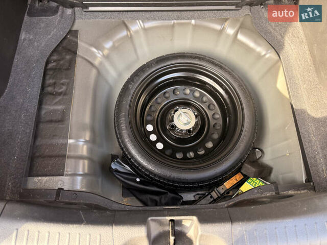 Чорний Ніссан Тііда, об'ємом двигуна 1.5 л та пробігом 79 тис. км за 7600 $, фото 38 на Automoto.ua