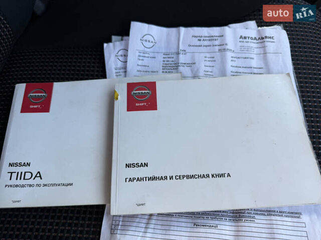 Черный Ниссан Тиида, объемом двигателя 1.6 л и пробегом 60 тыс. км за 9999 $, фото 91 на Automoto.ua