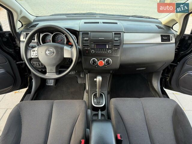 Черный Ниссан Тиида, объемом двигателя 1.6 л и пробегом 60 тыс. км за 9999 $, фото 67 на Automoto.ua