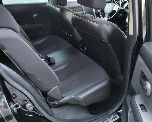 Чорний Ніссан Тііда, об'ємом двигуна 1.5 л та пробігом 95 тис. км за 7999 $, фото 31 на Automoto.ua