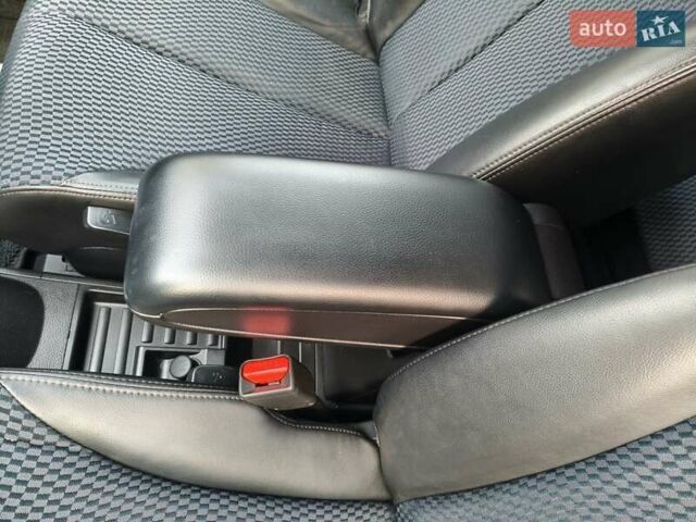 Чорний Ніссан Тііда, об'ємом двигуна 1.5 л та пробігом 84 тис. км за 8800 $, фото 32 на Automoto.ua