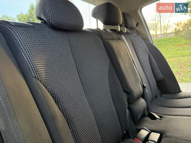 Черный Ниссан Тиида, объемом двигателя 1.6 л и пробегом 60 тыс. км за 9999 $, фото 71 на Automoto.ua