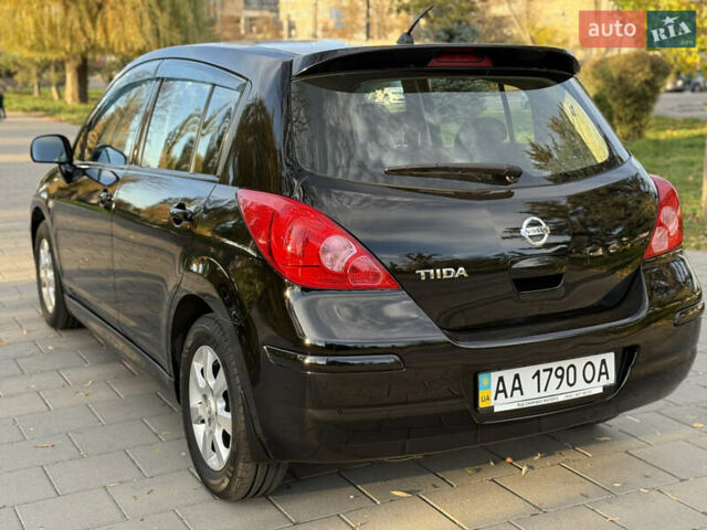 Черный Ниссан Тиида, объемом двигателя 1.6 л и пробегом 60 тыс. км за 9999 $, фото 34 на Automoto.ua