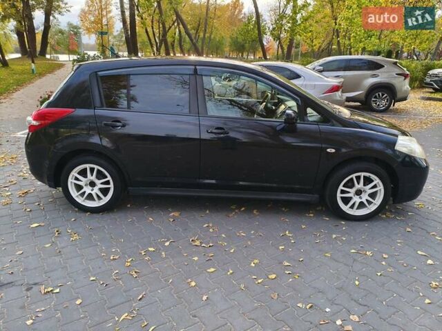 Чорний Ніссан Тііда, об'ємом двигуна 1.5 л та пробігом 84 тис. км за 8800 $, фото 2 на Automoto.ua