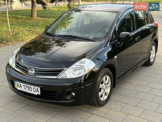 Черный Ниссан Тиида, объемом двигателя 1.6 л и пробегом 60 тыс. км за 9999 $, фото 11 на Automoto.ua