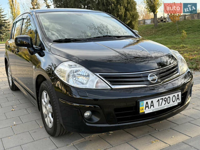 Черный Ниссан Тиида, объемом двигателя 1.6 л и пробегом 60 тыс. км за 9999 $, фото 39 на Automoto.ua