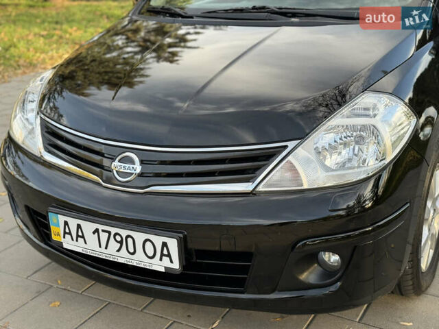 Черный Ниссан Тиида, объемом двигателя 1.6 л и пробегом 60 тыс. км за 9999 $, фото 15 на Automoto.ua