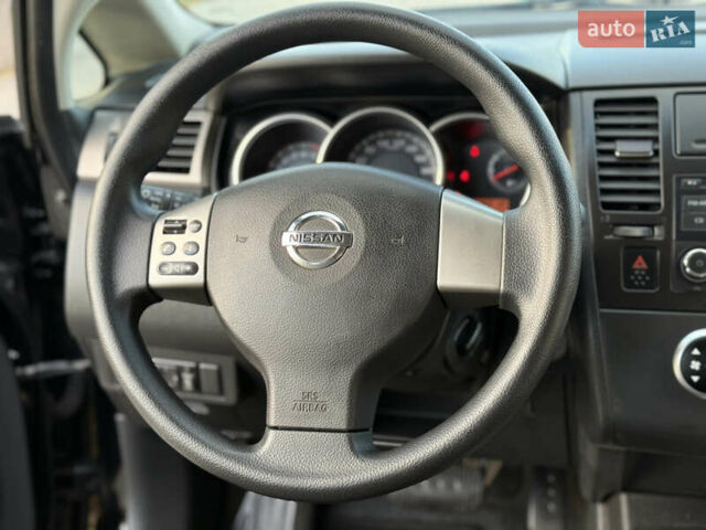 Черный Ниссан Тиида, объемом двигателя 1.6 л и пробегом 60 тыс. км за 9999 $, фото 43 на Automoto.ua