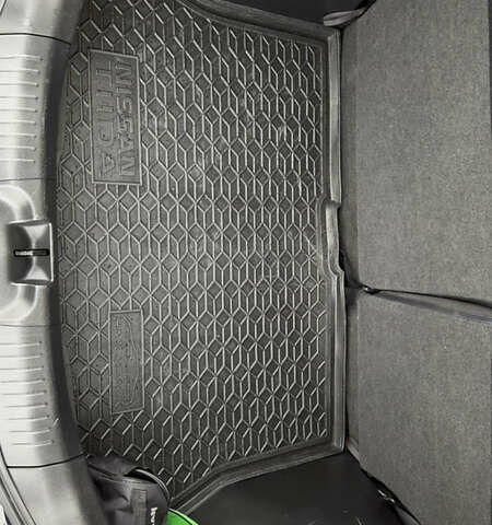 Чорний Ніссан Тііда, об'ємом двигуна 1.5 л та пробігом 94 тис. км за 7000 $, фото 11 на Automoto.ua