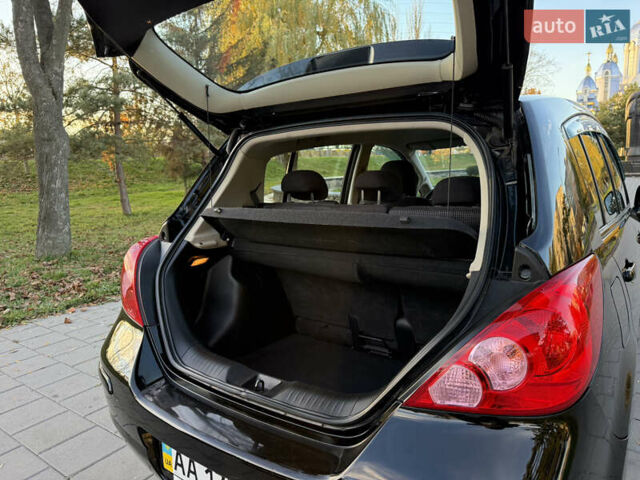 Черный Ниссан Тиида, объемом двигателя 1.6 л и пробегом 60 тыс. км за 9999 $, фото 88 на Automoto.ua