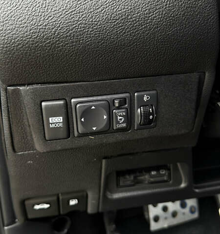 Чорний Ніссан Тііда, об'ємом двигуна 1.5 л та пробігом 94 тис. км за 7000 $, фото 22 на Automoto.ua