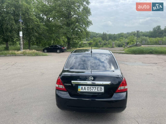 Черный Ниссан Тиида, объемом двигателя 1.6 л и пробегом 187 тыс. км за 5800 $, фото 6 на Automoto.ua
