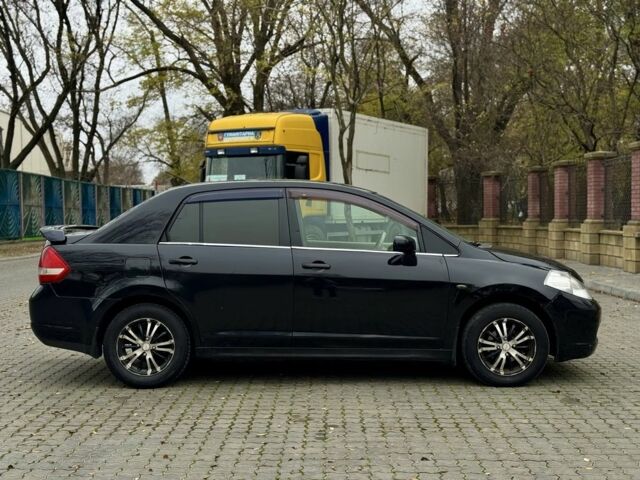 Чорний Ніссан Тііда, об'ємом двигуна 1.6 л та пробігом 130 тис. км за 4850 $, фото 4 на Automoto.ua