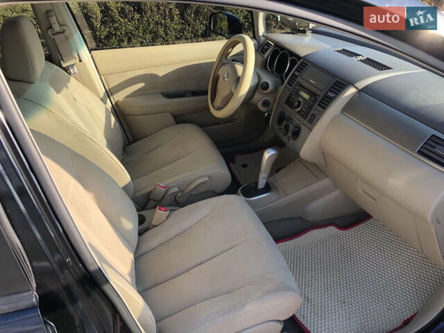 Черный Ниссан Тиида, объемом двигателя 1.6 л и пробегом 257 тыс. км за 5600 $, фото 18 на Automoto.ua