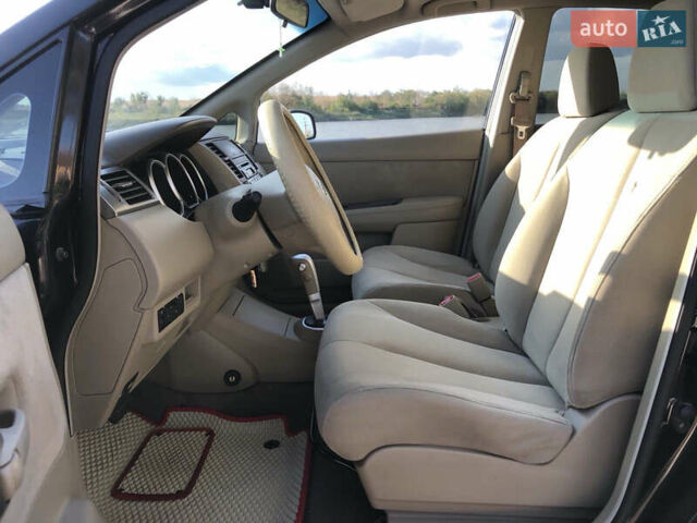 Черный Ниссан Тиида, объемом двигателя 1.6 л и пробегом 257 тыс. км за 5600 $, фото 14 на Automoto.ua