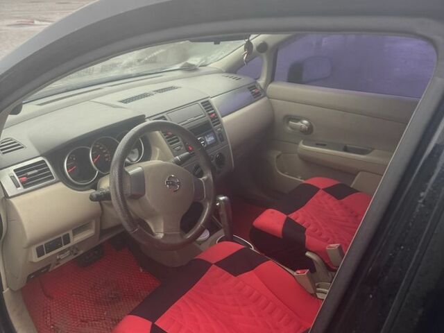 Чорний Ніссан Тііда, об'ємом двигуна 1.6 л та пробігом 150 тис. км за 5600 $, фото 5 на Automoto.ua