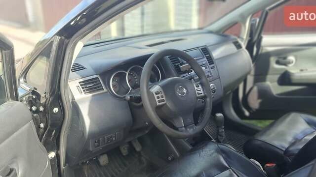 Черный Ниссан Тиида, объемом двигателя 1.8 л и пробегом 270 тыс. км за 2900 $, фото 8 на Automoto.ua