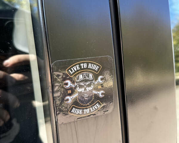 Чорний Ніссан Тііда, об'ємом двигуна 1.6 л та пробігом 121 тис. км за 4950 $, фото 2 на Automoto.ua