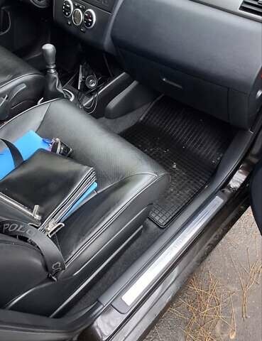 Чорний Ніссан Тііда, об'ємом двигуна 1.8 л та пробігом 112 тис. км за 6500 $, фото 7 на Automoto.ua