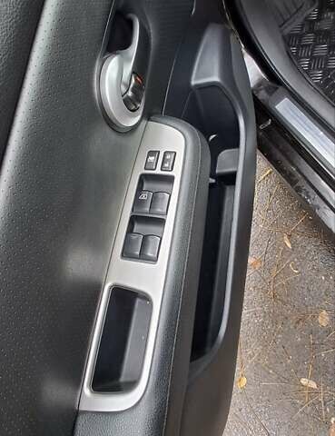 Чорний Ніссан Тііда, об'ємом двигуна 1.8 л та пробігом 112 тис. км за 6500 $, фото 10 на Automoto.ua