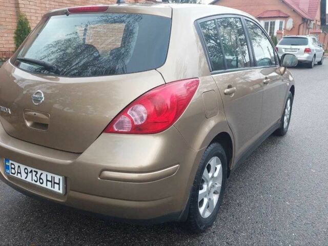 Коричневый Ниссан Тиида, объемом двигателя 1.6 л и пробегом 100 тыс. км за 6100 $, фото 6 на Automoto.ua