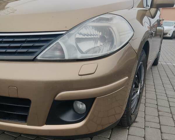 Коричневий Ніссан Тііда, об'ємом двигуна 1.6 л та пробігом 200 тис. км за 6490 $, фото 17 на Automoto.ua