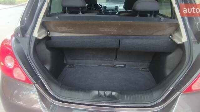 Коричневый Ниссан Тиида, объемом двигателя 1.6 л и пробегом 162 тыс. км за 6300 $, фото 18 на Automoto.ua