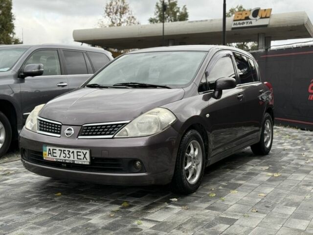 Ніссан Тііда 2008 у Дніпро (Дніпропетровську) на Automoto.ua Коричневий Ніссан Тііда, об'ємом двигуна 1.6 л та пробігом 135 тис. км за 6500 $, фото 1 на Automoto.ua
