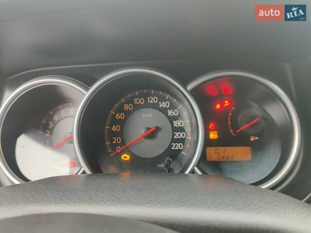 Коричневий Ніссан Тііда, об'ємом двигуна 1.6 л та пробігом 200 тис. км за 6490 $, фото 3 на Automoto.ua