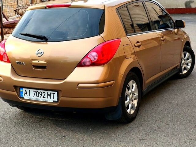 Коричневый Ниссан Тиида, объемом двигателя 1.5 л и пробегом 260 тыс. км за 5000 $, фото 5 на Automoto.ua