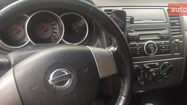 Коричневый Ниссан Тиида, объемом двигателя 1.6 л и пробегом 162 тыс. км за 6300 $, фото 28 на Automoto.ua