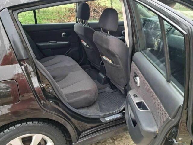 Коричневый Ниссан Тиида, объемом двигателя 1 л и пробегом 2 тыс. км за 7425 $, фото 5 на Automoto.ua